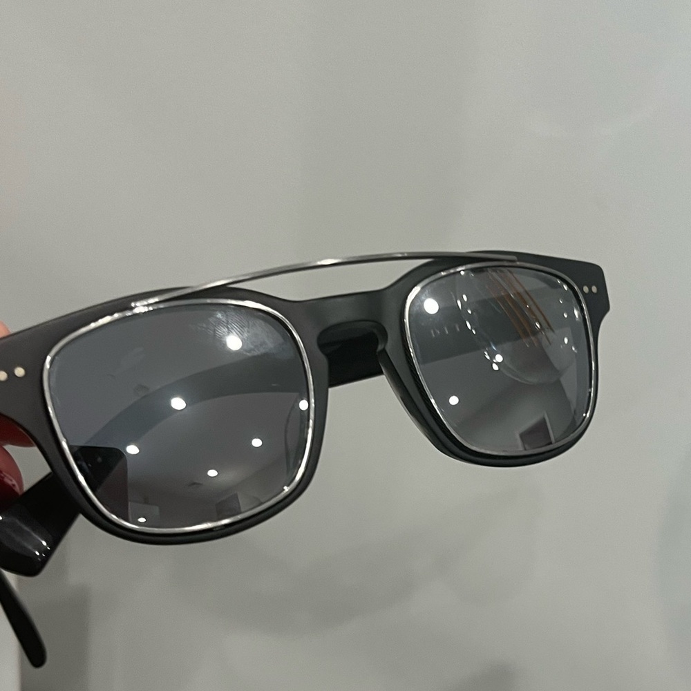 Dita sunglasses! Style “kasbah” Black frame with silver mirror lense! Like new !